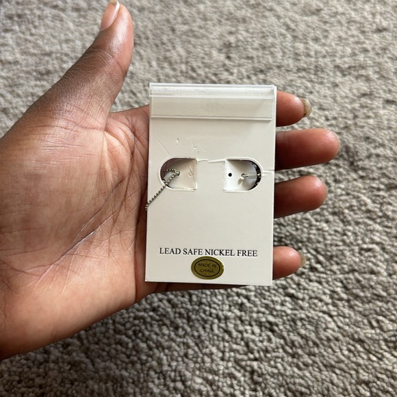 Atterri Glass Dangle Earrings - Picture 4 of 4